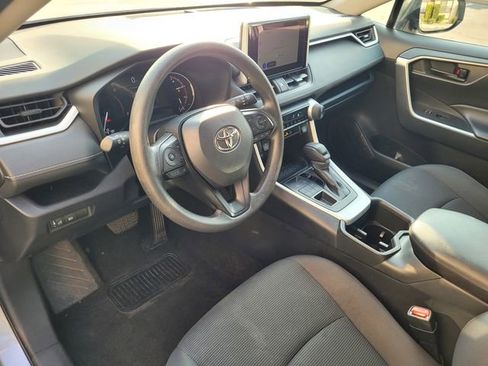 Used 2024 Toyota RAV4 LE image 7