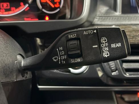 Used 2017 BMW X5 xDrive50i image 38