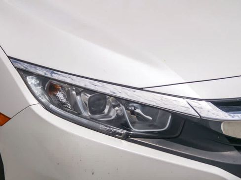 Used 2016 Honda Civic EX image 4