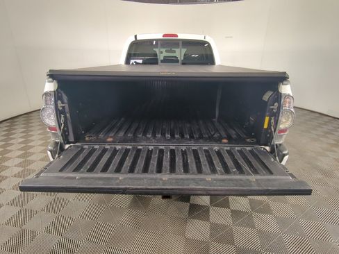 Used 2013 Toyota Tacoma 4x4 Double Cab image 7