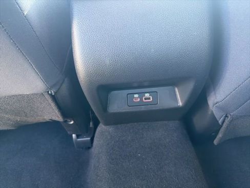 Used 2024 Nissan Altima 2.5 SV image 13