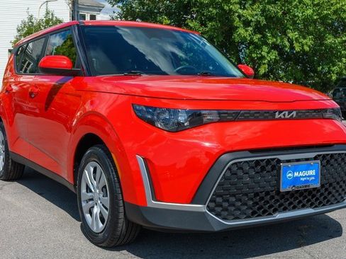 Used 2023 Kia Soul LX image 4