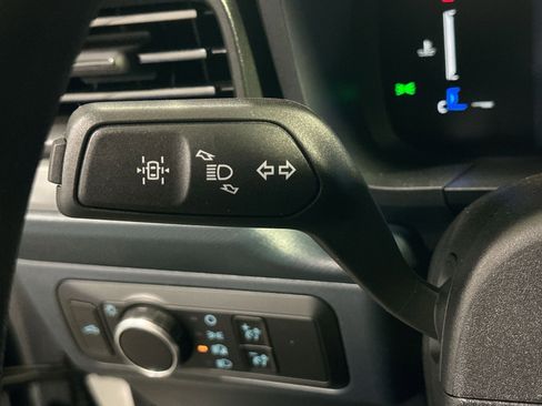 New 2026 Ford Maverick XL image 21