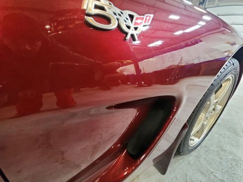 Used 2003 Chevrolet Corvette Coupe w/ Preferred Equipment Group image 33