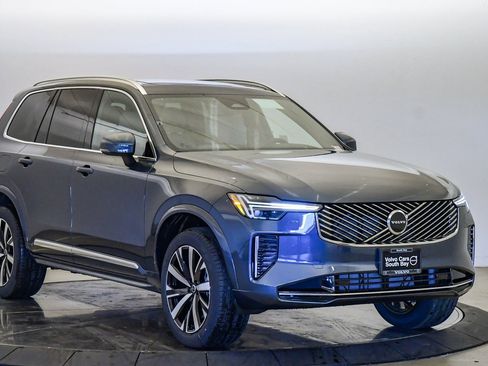 New 2026 Volvo XC90 B5 Core image 6
