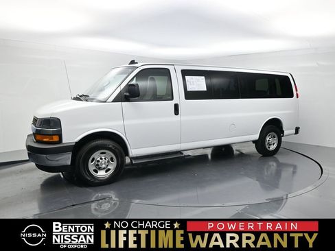 Used 2023 Chevrolet Express 3500 LT w/ LT Preferred Equipment Group RWD image 1