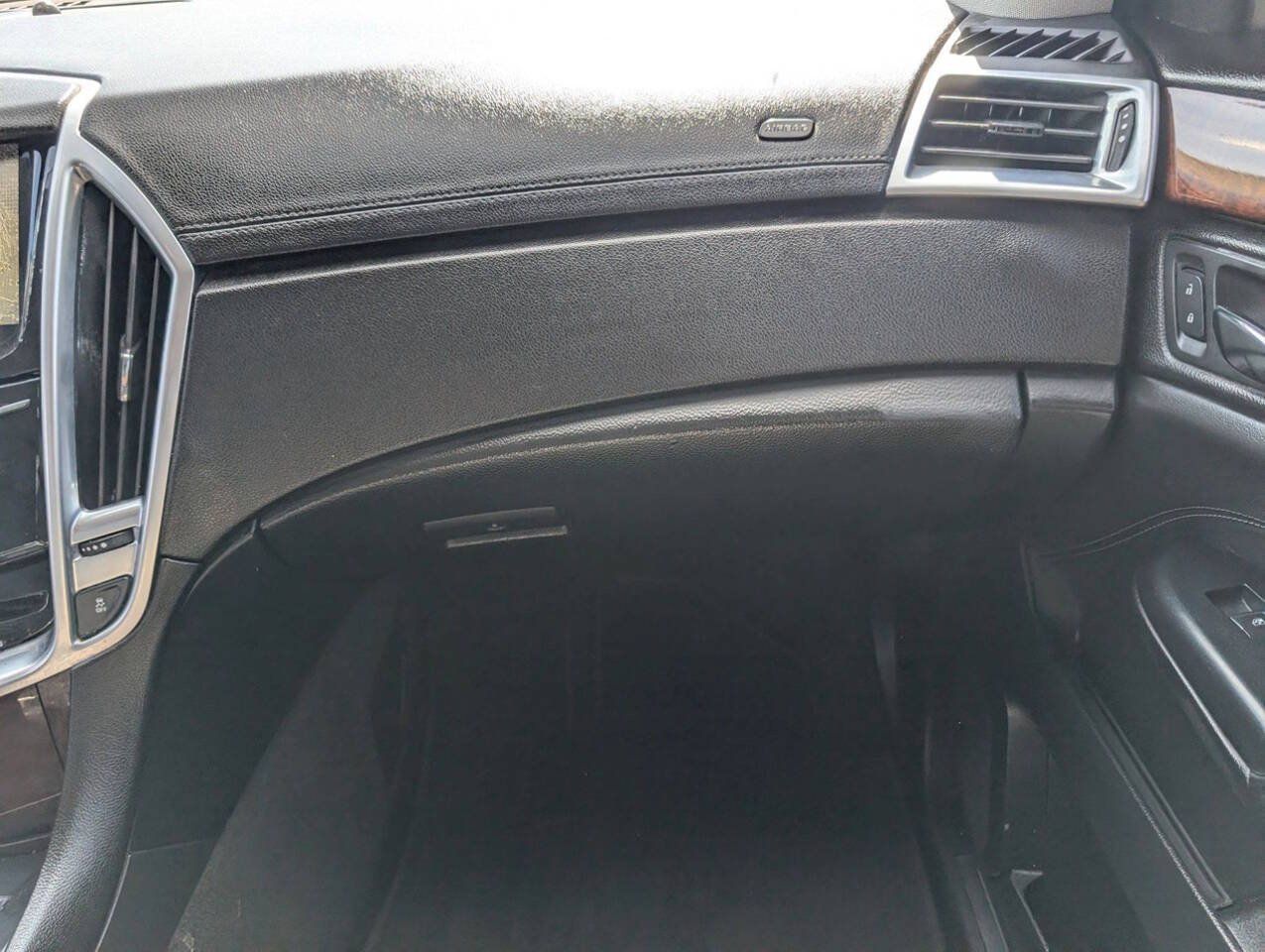 Used 2015 Cadillac SRX Luxury w/ Driver Awareness Package FWD image 34