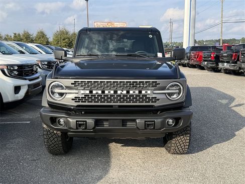 New 2025 Ford Bronco Badlands image 10