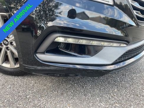 Used 2017 Hyundai Sonata Limited w/ Tech Package 03 image 2