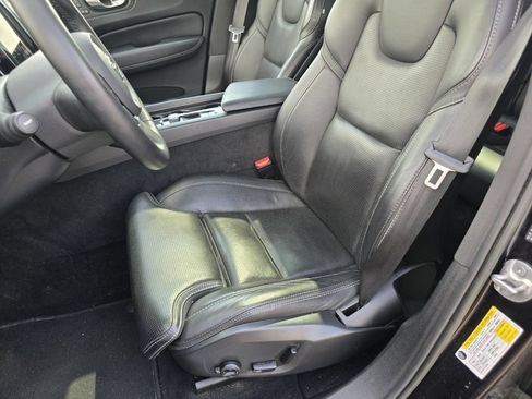 Used 2023 Volvo XC60 T8 Ultimate AWD/4WD image 24