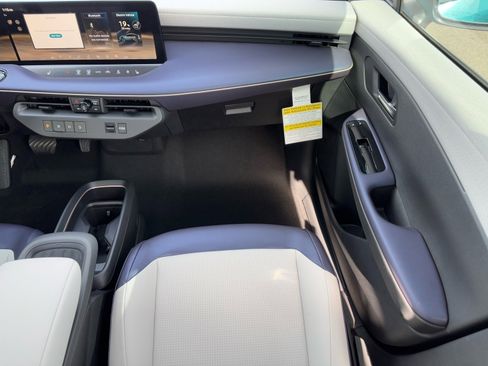 New 2026 Nissan Leaf SV+ image 17