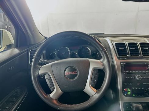 Used 2009 GMC Acadia SLT w/ Technology Package image 24