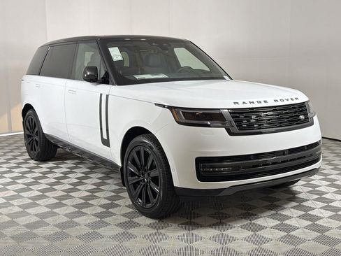 New 2026 Land Rover Range Rover Long Wheelbase SE image 7