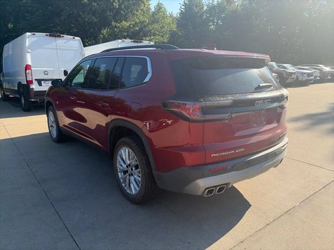 Used 2025 GMC Acadia Elevation w/ Elevation Premium Package AWD/4WD image 8