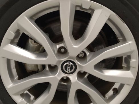 Used 2021 Nissan Rogue Sport SV FWD image 31