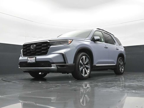 Used 2024 Honda Pilot Elite image 26