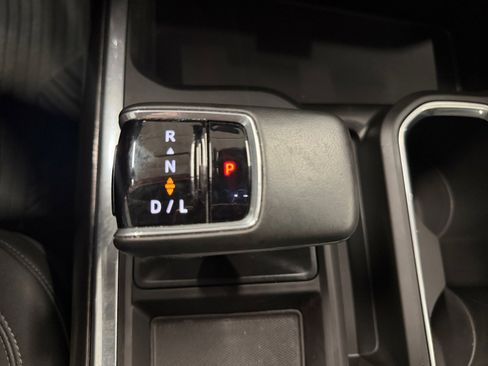 Used 2025 Chevrolet Silverado 1500 LTZ AWD/4WD image 22