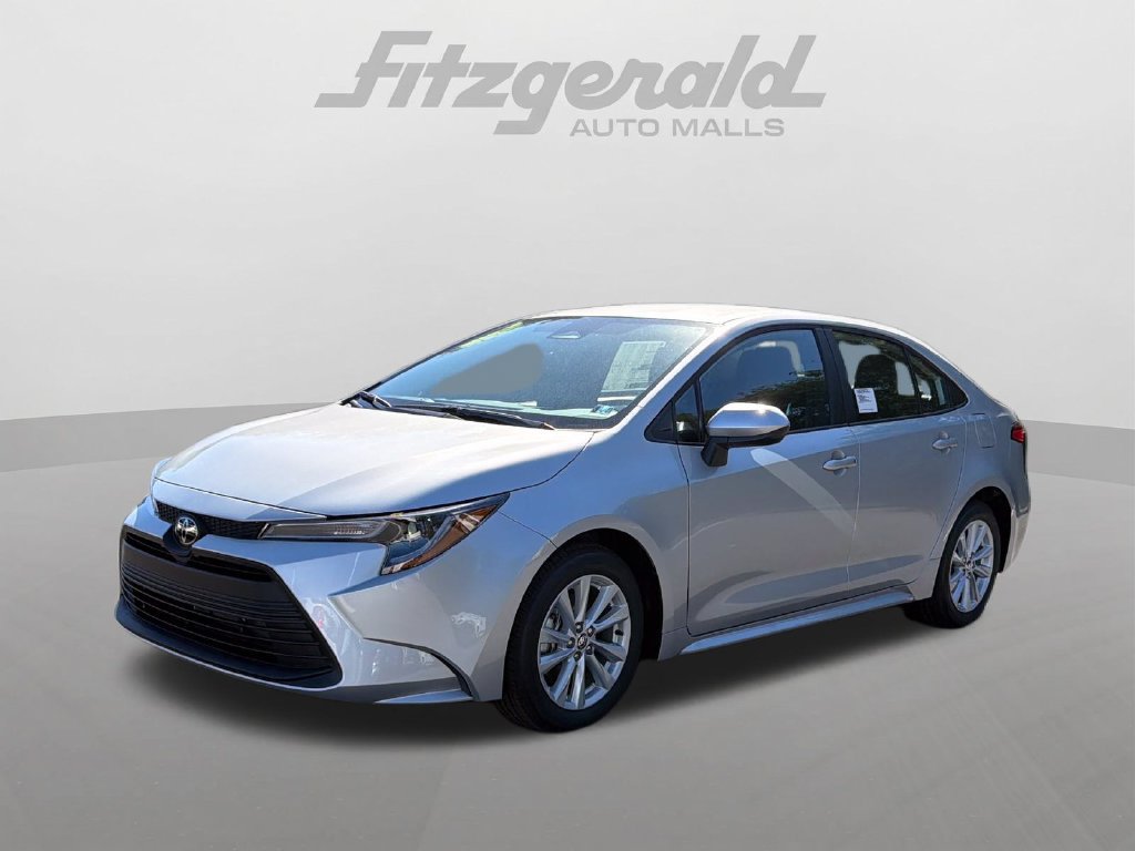 Used 2026 Toyota Corolla LE w/ LE Premium Package FWD image 3
