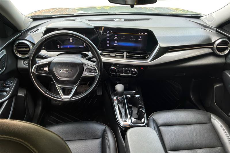 Used 2025 Chevrolet Trax ACTIV w/ Driver Confidence Package FWD image 28