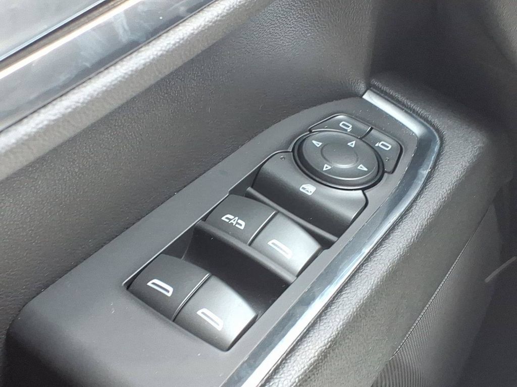 Used 2023 Chevrolet Silverado 1500 RST w/ Rally Edition AWD/4WD image 21