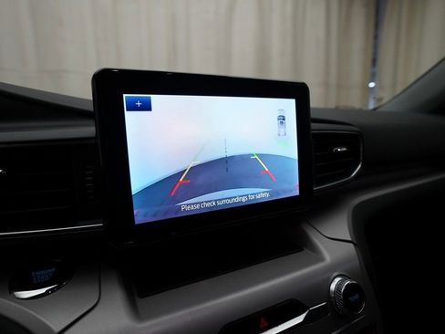 Used 2023 Ford Explorer XLT w/ Equipment Group 202A image 21