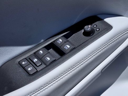 New 2026 Jeep Cherokee Laredo AWD/4WD image 19