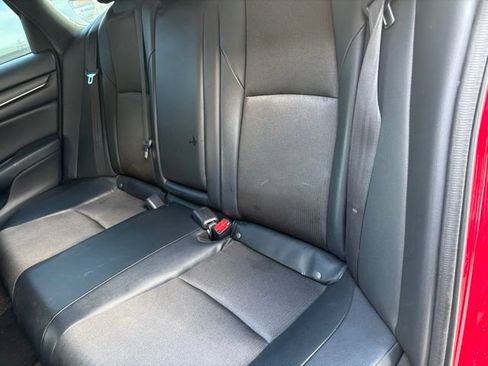 Used 2018 Honda Accord Sport image 5