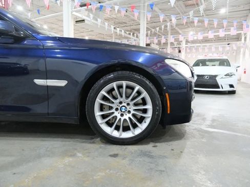 Used 2015 BMW 750Li xDrive AWD/4WD image 15
