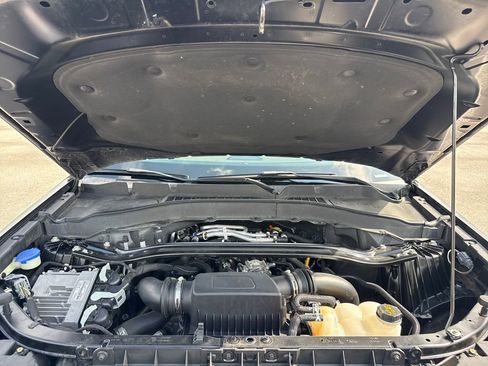 Used 2021 Ford Explorer Platinum w/ Equipment Group 601A AWD/4WD image 32