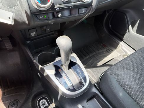 Used 2017 Honda Fit LX image 23
