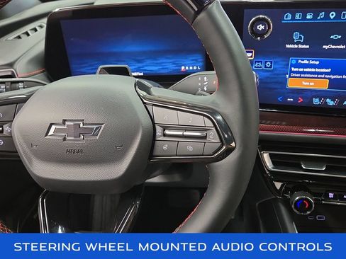 Used 2024 Chevrolet Traverse RS w/ LPO, Floor Liner Package AWD/4WD image 20