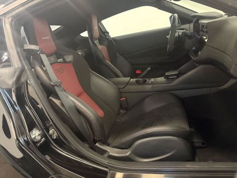 Used 2024 Nissan Z NISMO w/ Floor Mat Package RWD image 38