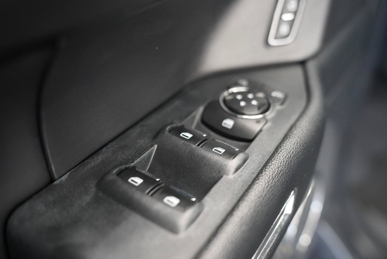 Used 2023 Ford Expedition XLT AWD/4WD image 29