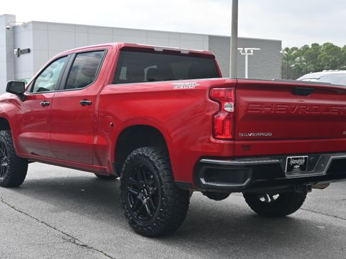 Used 2023 Chevrolet Silverado 1500 LT Trail Boss w/ Protection Package image 11