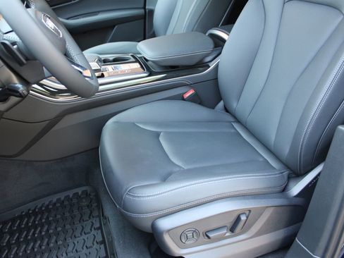 New 2025 Audi Q7 3.0T Premium Plus image 24