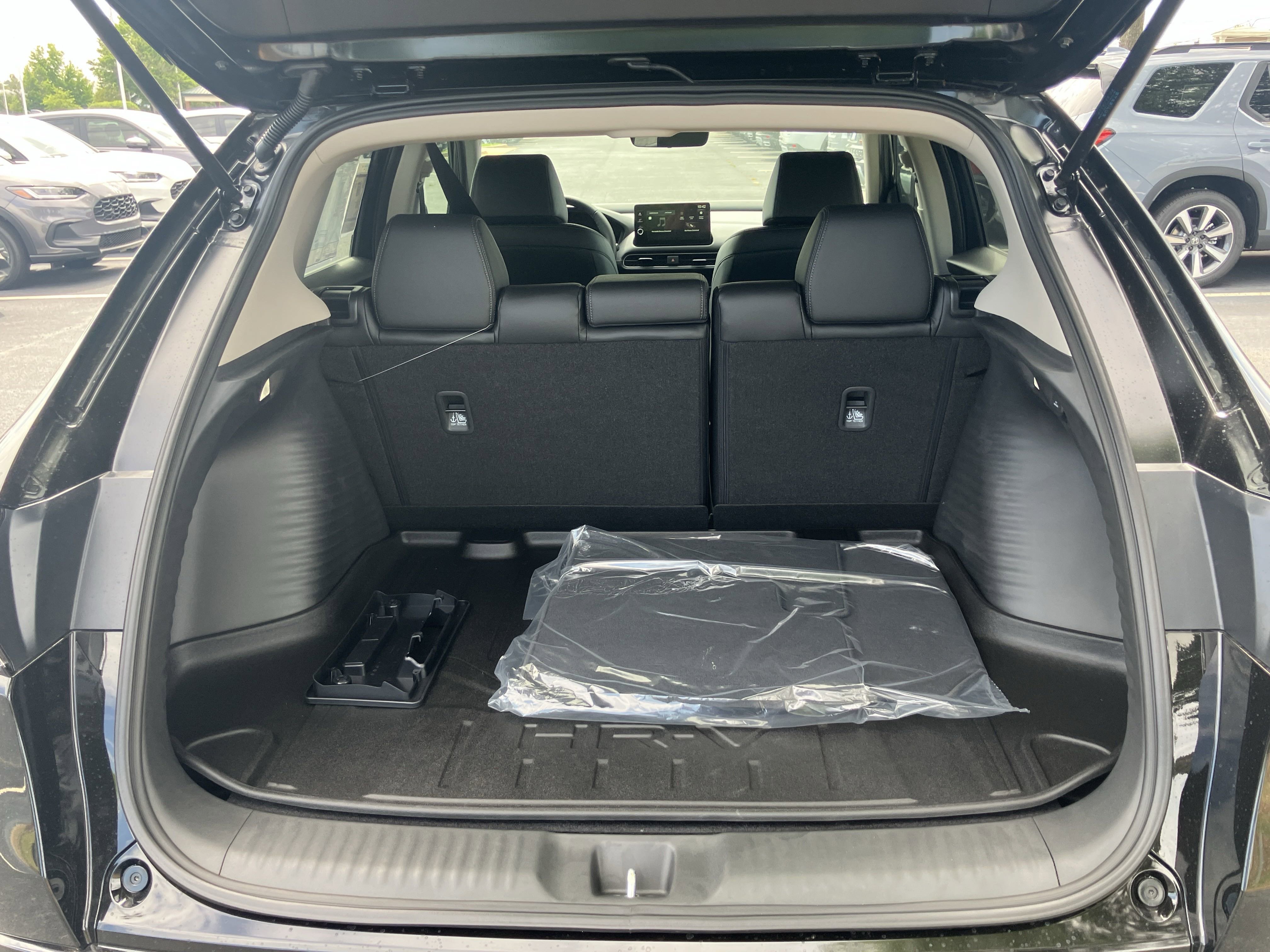 New 2027 Honda HR-V EX-L image 14