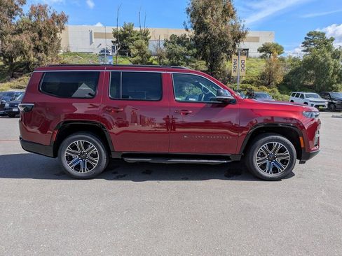 New 2026 Jeep Grand Wagoneer 4WD w/ Premium Group I image 13