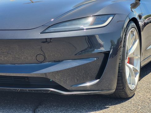 Used 2024 Tesla Model 3 Performance AWD/4WD image 9