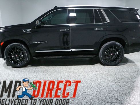 Used 2023 GMC Yukon SLT w/ SLT Premium Package AWD/4WD image 10