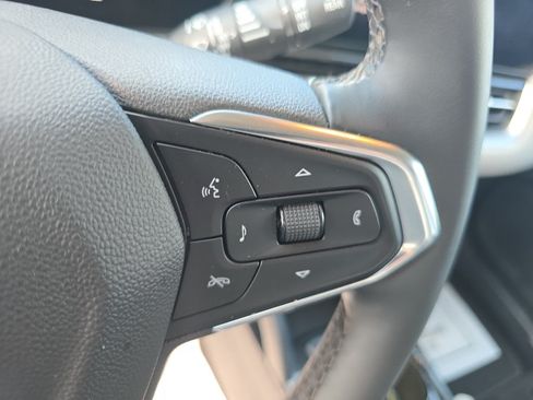 Used 2024 Chevrolet TrailBlazer LT w/ Convenience Package FWD image 23