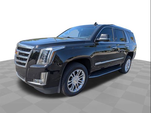 Used 2019 Cadillac Escalade 2WD image 8