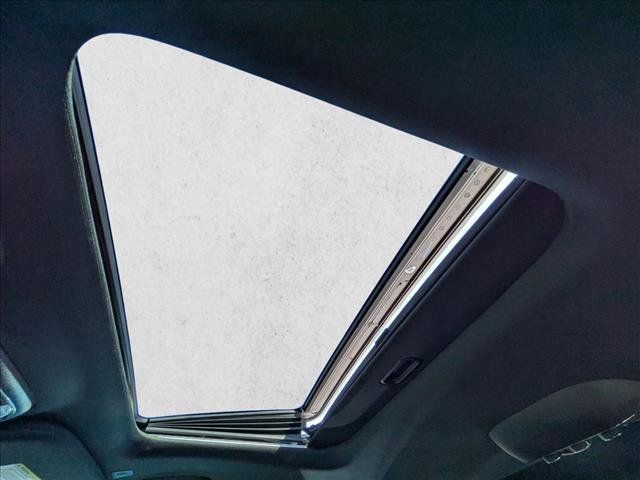 Used 2019 Dodge Durango R/T w/ Technology Group AWD/4WD image 16