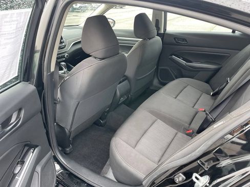 Used 2023 Nissan Altima 2.5 SV AWD/4WD image 15