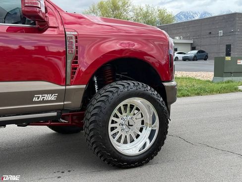 Used 2026 Ford F350 King Ranch w/ Chrome Package image 4