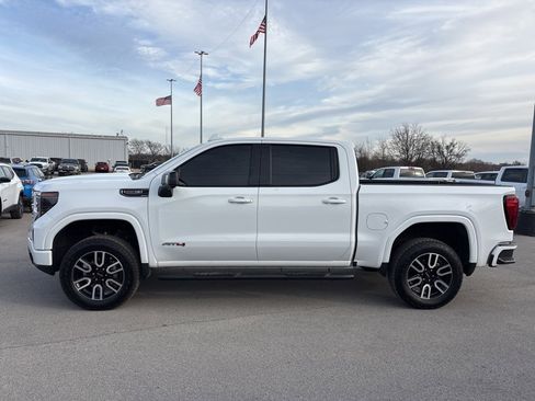 Used 2022 GMC Sierra 1500 AT4 w/ AT4 Premium Package image 8