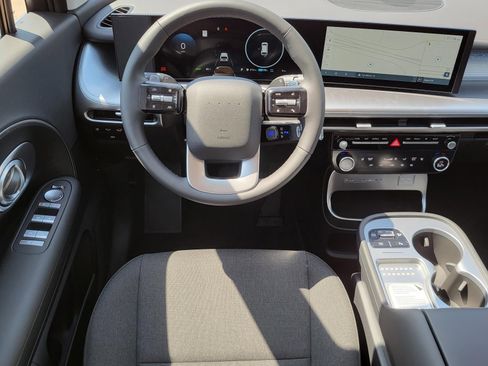 New 2026 Hyundai Ioniq 9 SE AWD/4WD image 15