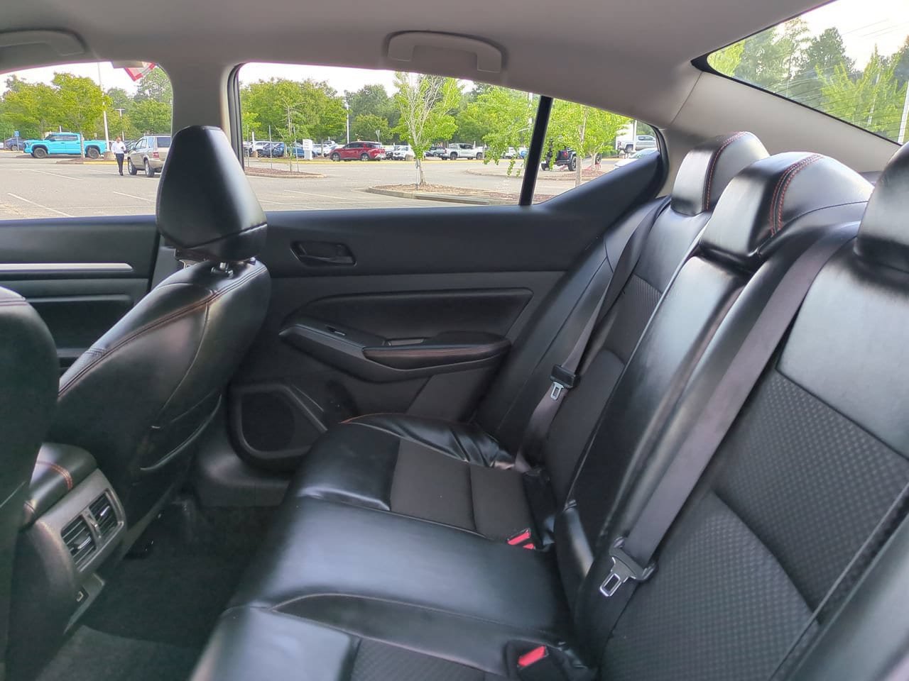 Used 2026 Nissan Altima 2.5 SR FWD image 13