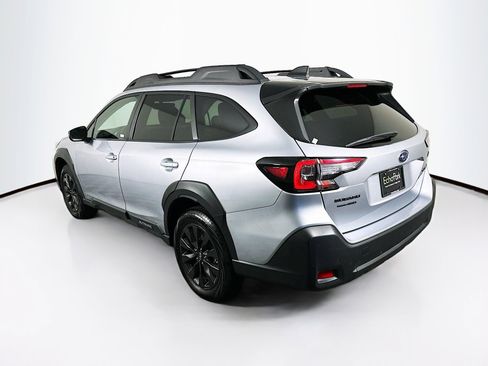 Used 2025 Subaru Outback Onyx Edition AWD/4WD image 5