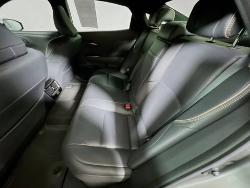 Certified 2025 Toyota Crown AWD/4WD image 21