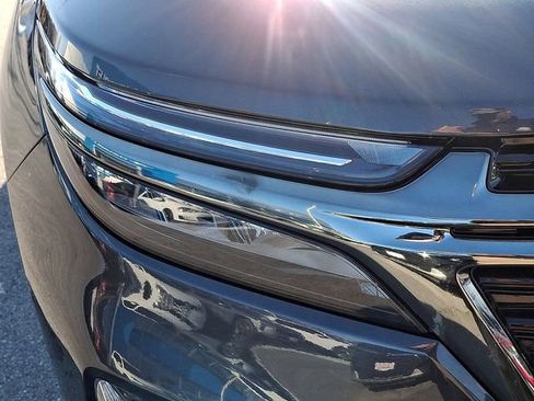 Certified 2023 Chevrolet Equinox RS image 9